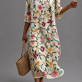 Vestido informal de mujer con estampado floral.