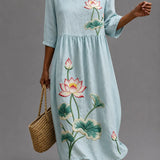 Vestido informal de mujer con estampado floral.